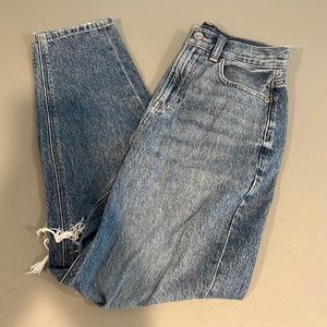 American eagle ripped blue jeans